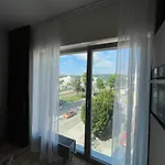 شقة H52