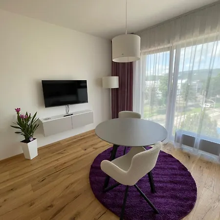 H52 Apartment Brno