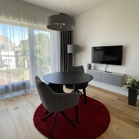 H52 Apartment *